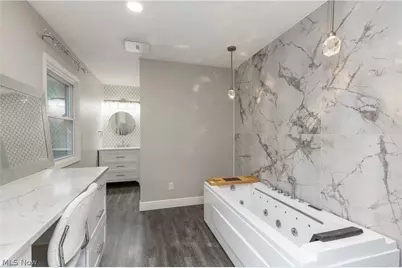 956 Brockton Avenue NW, Massillon, OH 44646 - Photo 33