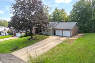 956 Brockton Ave NW, Massillon, OH 44646 - Photo 3