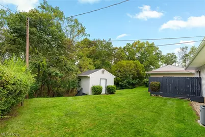 4548 3rd Street NW, Canton, OH 44708 - Photo 37
