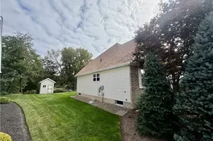 36255 Sandy Knoll Dr, Eastlake, OH 44095 - Photo 41