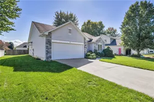 441 Pemberton Dr, Elyria, OH 44035 - Photo 3