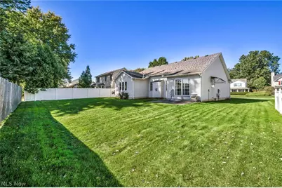 441 Pemberton Drive, Elyria, OH 44035 - Photo 5