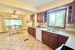 351 Perry Rd, Tallmadge, OH 44278 - Photo 5
