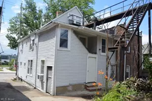 2017 Random Rd, Loveland, OH 44106 - Photo 3
