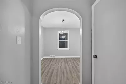 132 S Main Street, Austintown, OH 44515 - Photo 9