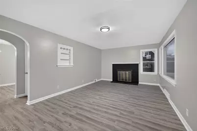 132 S Main Street, Austintown, OH 44515 - Photo 7
