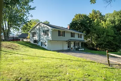 110 Berkshire Road, Elyria, OH 44035 - Photo 3