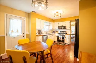 110 Berkshire Rd, Elyria, OH 44035 - Photo 23