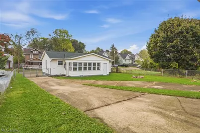 920 Clinton Avenue SW, Canton, OH 44706 - Photo 7