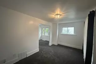 1225 Murray Ave, Akron, OH 44310 - Photo 7