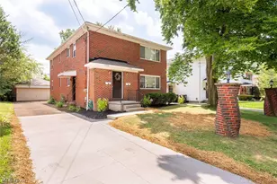 1770 Tanglewood Dr, Akron, OH 44313 - Photo 1