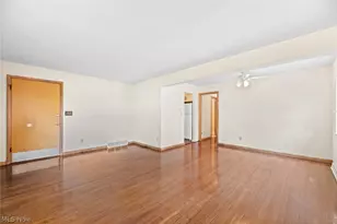 1770 Tanglewood Dr, Akron, OH 44313 - Photo 3