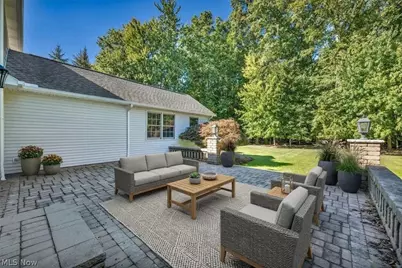 7732 Debonaire Drive, Mentor, OH 44060 - Photo 9