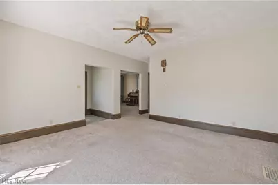 4502 Broadway Avenue NE, Louisville, OH 44641 - Photo 21