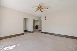 4502 Broadway Ave NE, Louisville, OH 44641 - Photo 21