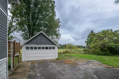 1250 Saint Michaels Avenue, Akron, OH 44320 - Photo 33