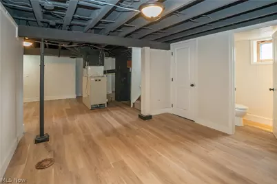 1250 Saint Michaels Avenue, Akron, OH 44320 - Photo 23