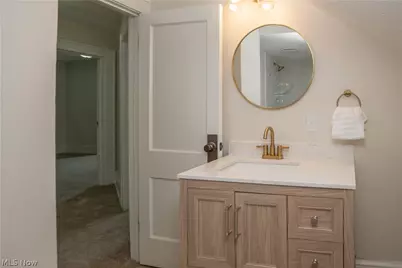 1250 Saint Michaels Avenue, Akron, OH 44320 - Photo 21