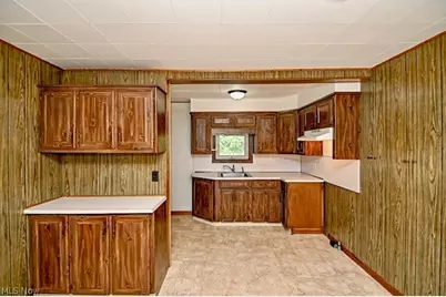 126 Lake Avenue NE, Massillon, OH 44646 - Photo 11