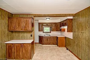 126 Lake Ave NE, Massillon, OH 44646 - Photo 11