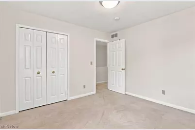 8421 Euclid Avenue, Loveland, OH 44106 - Photo 21