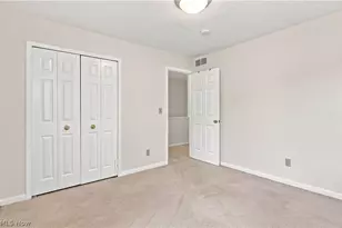 8421 Euclid Ave, Loveland, OH 44106 - Photo 21