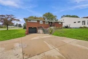 1423 Forrest Dr, Barberton, OH 44203 - Photo 9