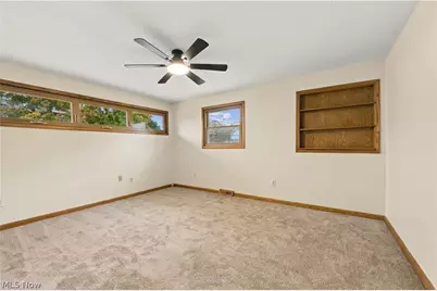 1423 Forrest Drive, Barberton, OH 44203 - Photo 17