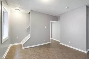 290-292 E South St, Akron, OH 44311 - Photo 7