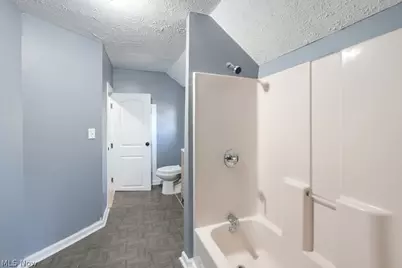 290-292 E South Street, Akron, OH 44311 - Photo 17