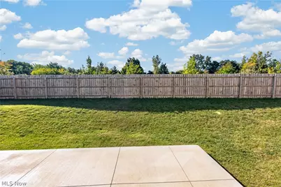 106 Preserve Circle, Amherst, OH 44001 - Photo 37