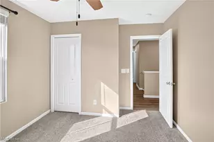 106 Preserve Cir, Amherst, OH 44001 - Photo 23