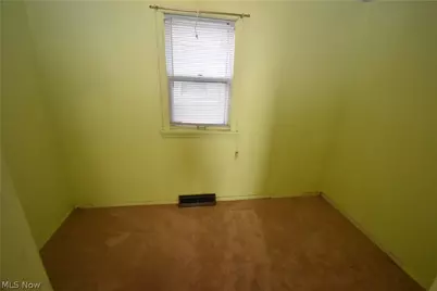7424 Dudley Avenue, Loveland, OH 44102 - Photo 9