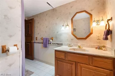 2561 Fallview Street NW, Uniontown, OH 44685 - Photo 31