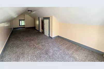 1017 La Croix Avenue, Akron, OH 44307 - Photo 23