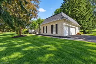 1265 Grenada Dr NE, Canton, OH 44714 - Photo 47