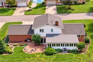 802 Deerfield Ln NE, Massillon, OH 44646 - Photo 3