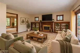 2881 Pine Hill Dr, Medina, OH 44256 - Photo 3