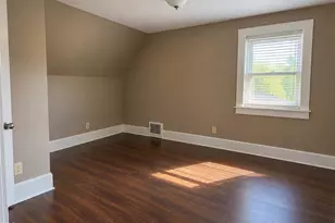 847 Keeney St, Akron, OH 44310 - Photo 13