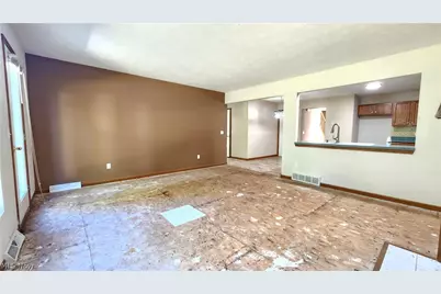 1033 Saint Michaels Way, Madison, OH 44057 - Photo 17