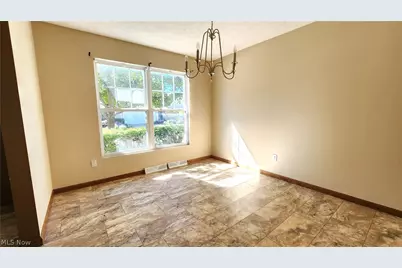 1033 Saint Michaels Way, Madison, OH 44057 - Photo 11