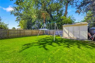 1218 E 346th St, Eastlake, OH 44095 - Photo 23