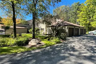 16575 Wren Rd, Chagrin Falls, OH 44023 - Photo 33