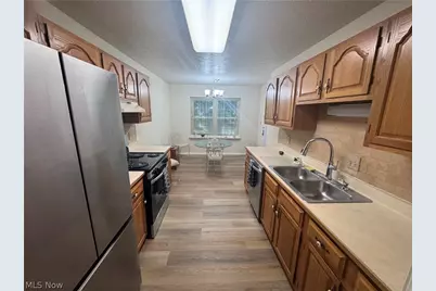 1331 Fox Run Drive #4, Boardman, OH 44512 - Photo 3