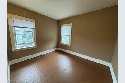 1379 W 95th Street, Loveland, OH 44102 - Photo 21