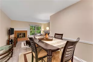 221 Talsman Dr, Canfield, OH 44406 - Photo 9