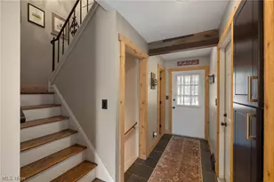 8532 Tanglewood Trail, Chagrin Falls, OH 44023 - Photo 11