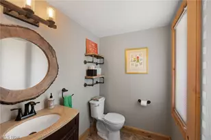 8532 Tanglewood Trail, Chagrin Falls, OH 44023 - Photo 13