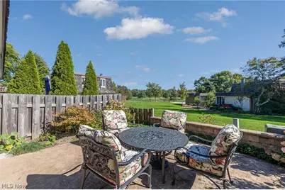 8532 Tanglewood Trail, Chagrin Falls, OH 44023 - Photo 31