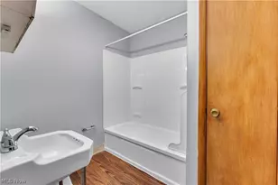1415 Wyandotte Ave, Oakwood, OH 44107 - Photo 15